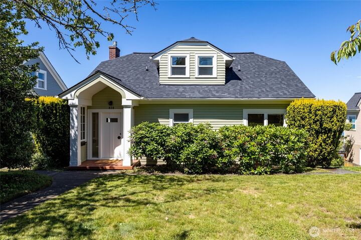 Property Photo: 930 16th Street WA 98225