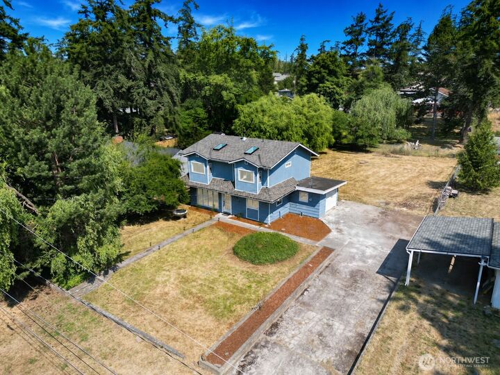 Property Photo:  1040 W Shady Lane Wa  WA 98277 