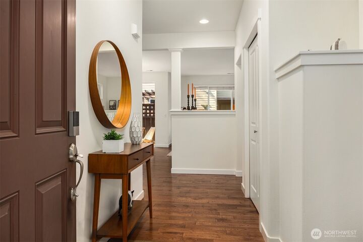 Property Photo:  816  148th Place SE  WA 98012 