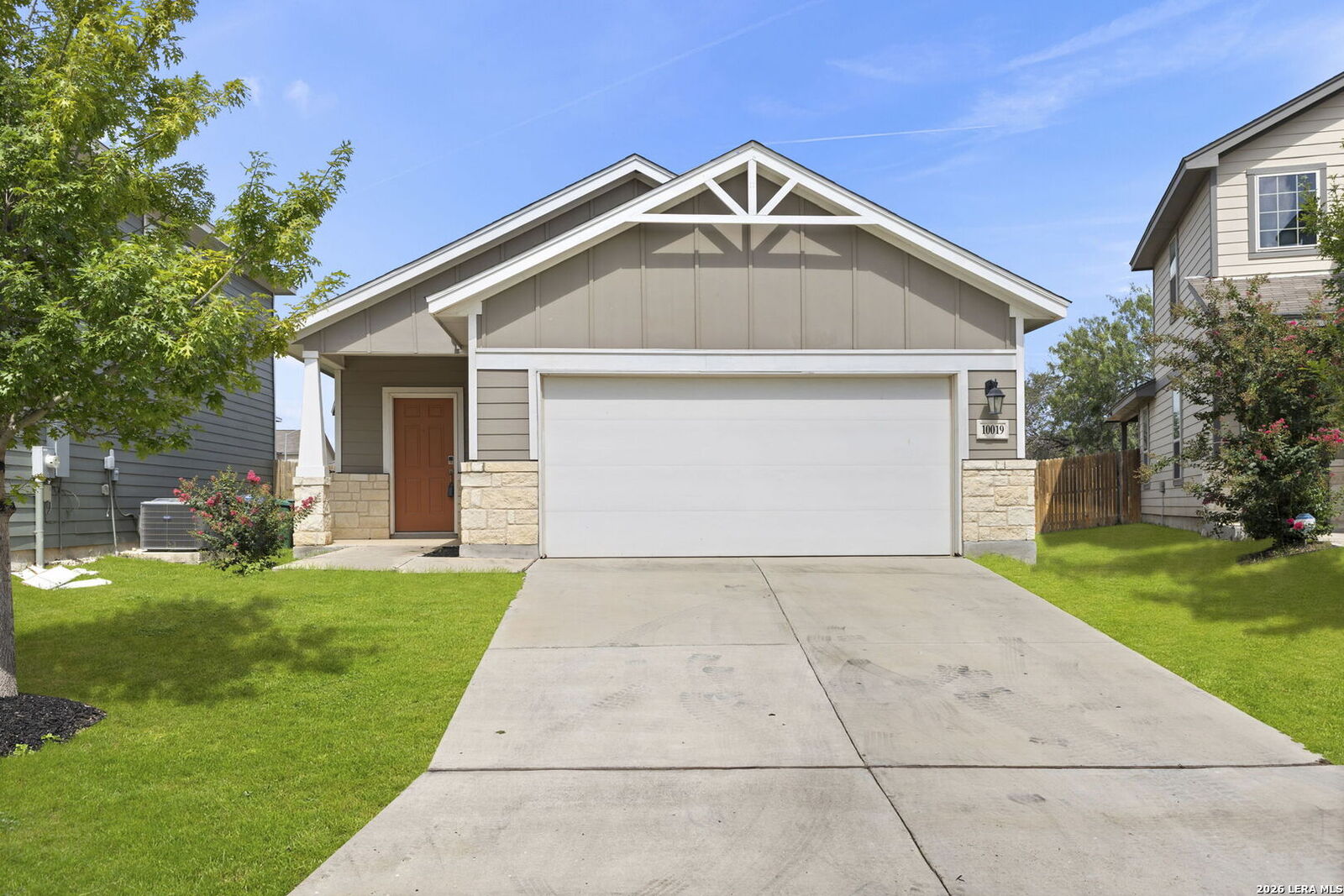 Property Photo: 10019 Rancho Real Rd TX 78224