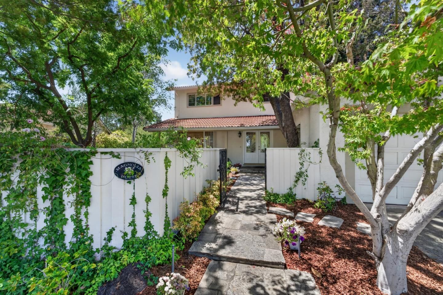 Property Photo: 1663 Finch Way CA 94087