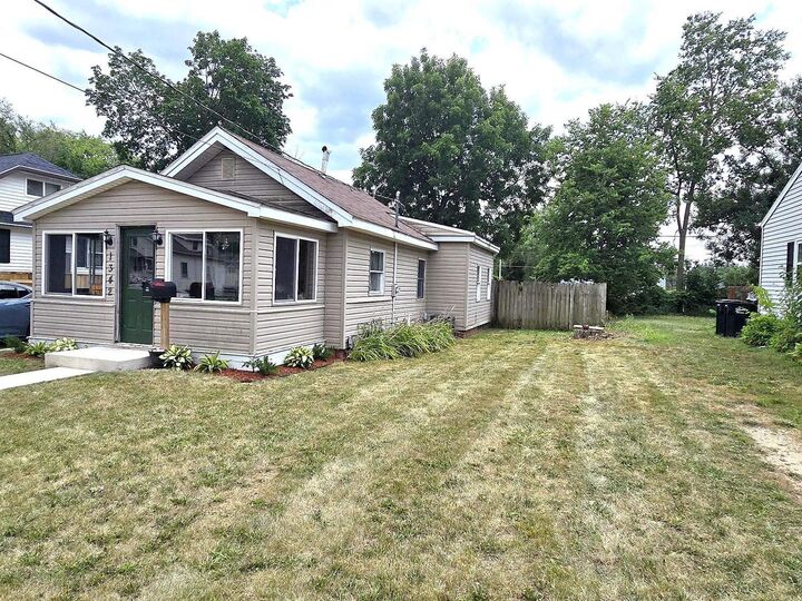Property Photo:  1342 Kenwood Avenue  WI 53511 
