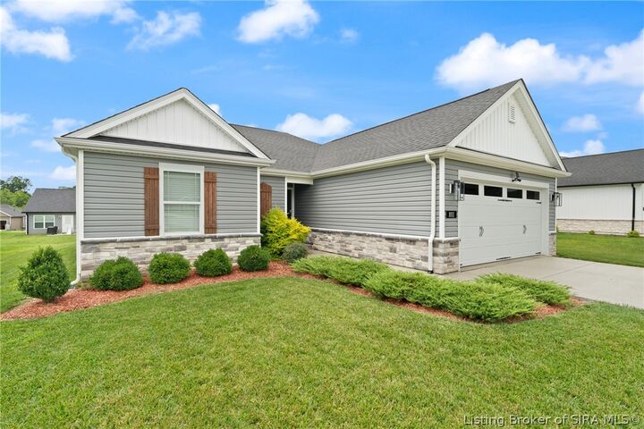 Property Photo:  1011 Dunbarton Way  IN 47122 