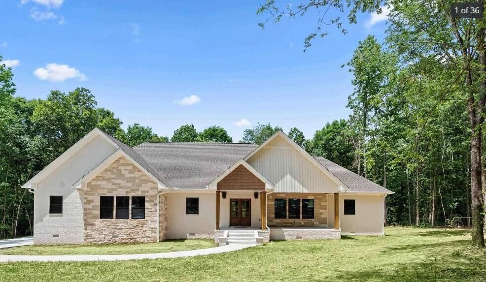 Property Photo:  602 4th St SE  AL 35016 