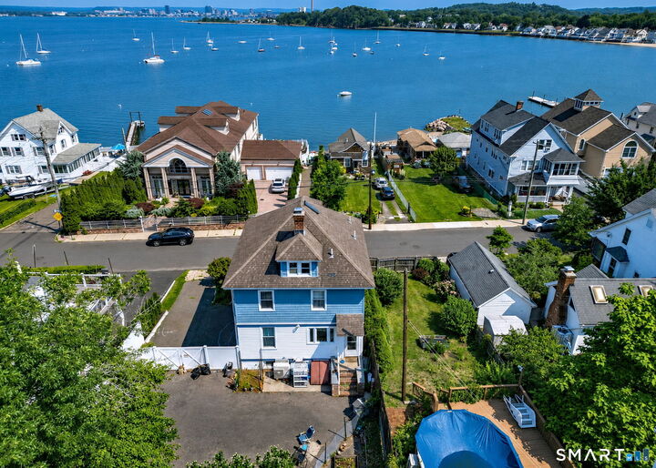 Property Photo:  119 Cove Street  CT 06512 
