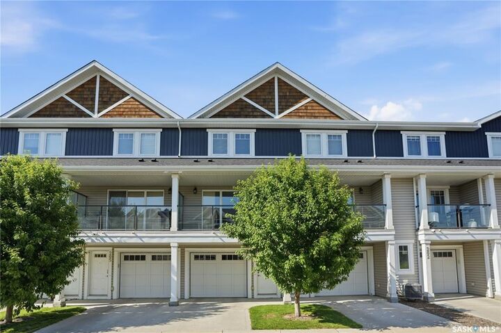 Property Photo: 315 Dickson Crescent 204 SK S7T 0Z1