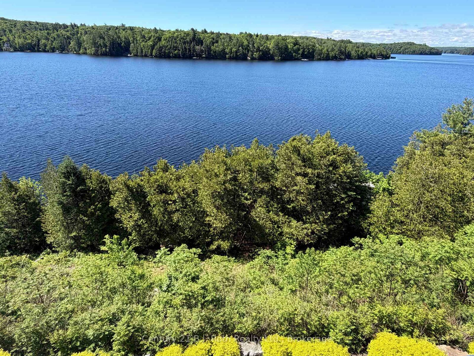 Property Photo: 727 Grandview Drive 302 ON P1H 2J5