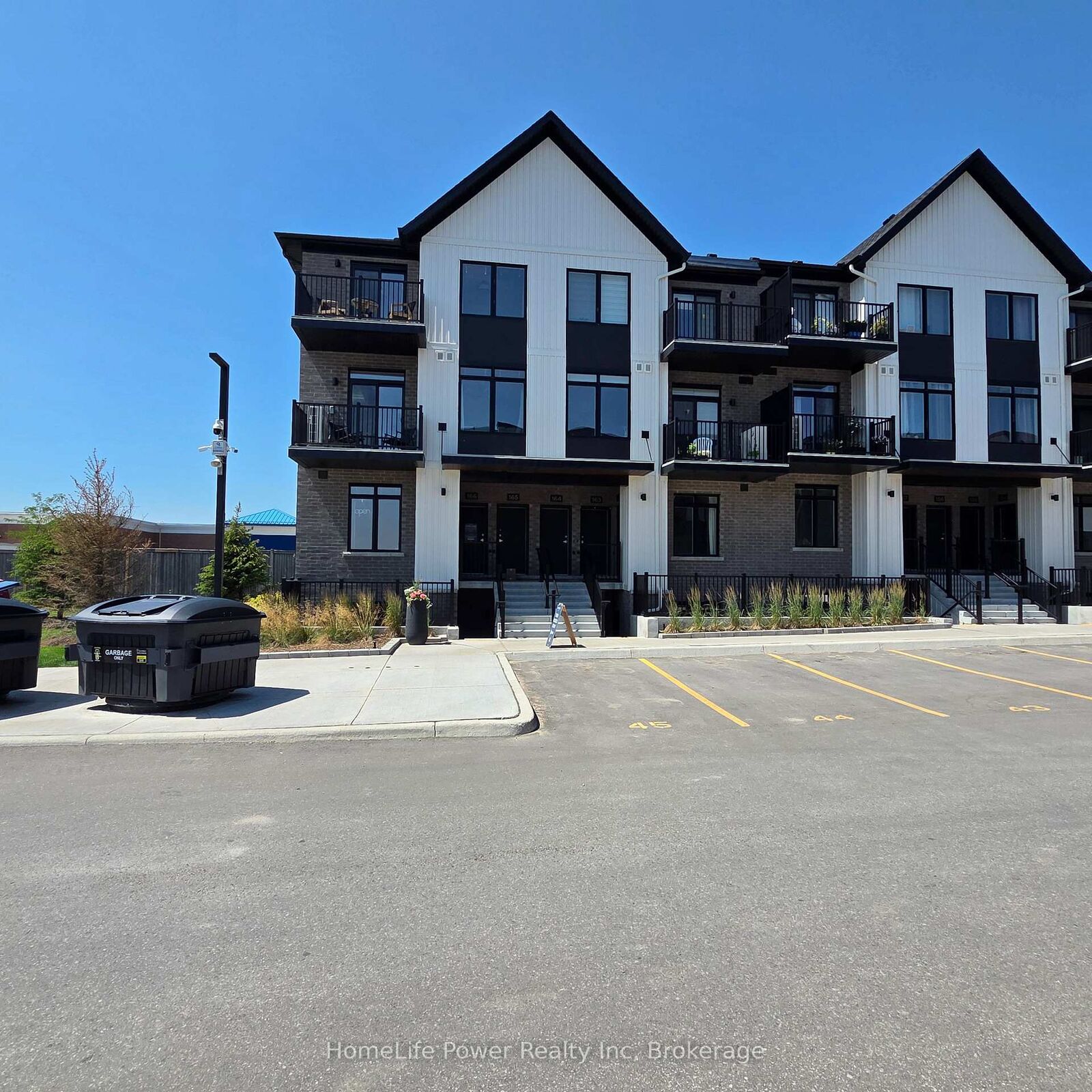 Property Photo:  824 Woolwich Street 164  ON N1H 0E1 