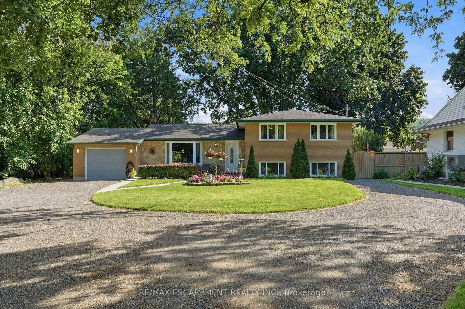 Property Photo: 204 Main Street E ON L3M 1P6