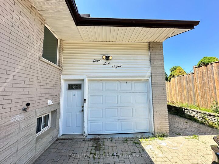 Property Photo: 568 Greenbrook Drive Bsmt ON N2M 4K6