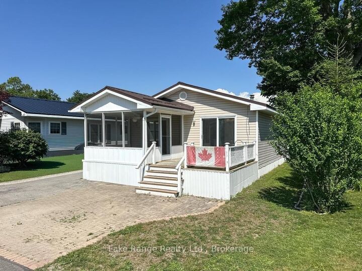 Property Photo: 8 Cherokee Lane E ON N7A 3Y2