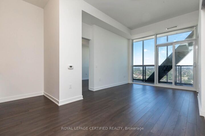 Property Photo: 30 Ordnance Street 2805 ON M6K 0C9