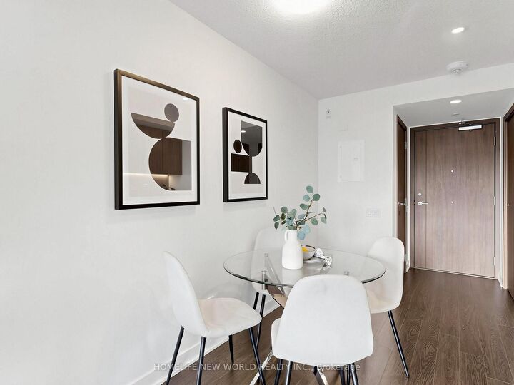 Property Photo: 19 Bathurst Street 1806 ON M5V 0N2