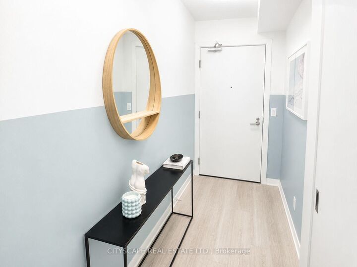 Property Photo: 185 Alberta Avenue 506 ON M6C 0A5