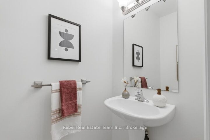 Property Photo: 1849 Silverstone Crescent ON L1K 0T2