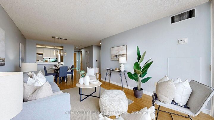 Property Photo:  7 Concorde Place 1512  ON M3C 3N4 