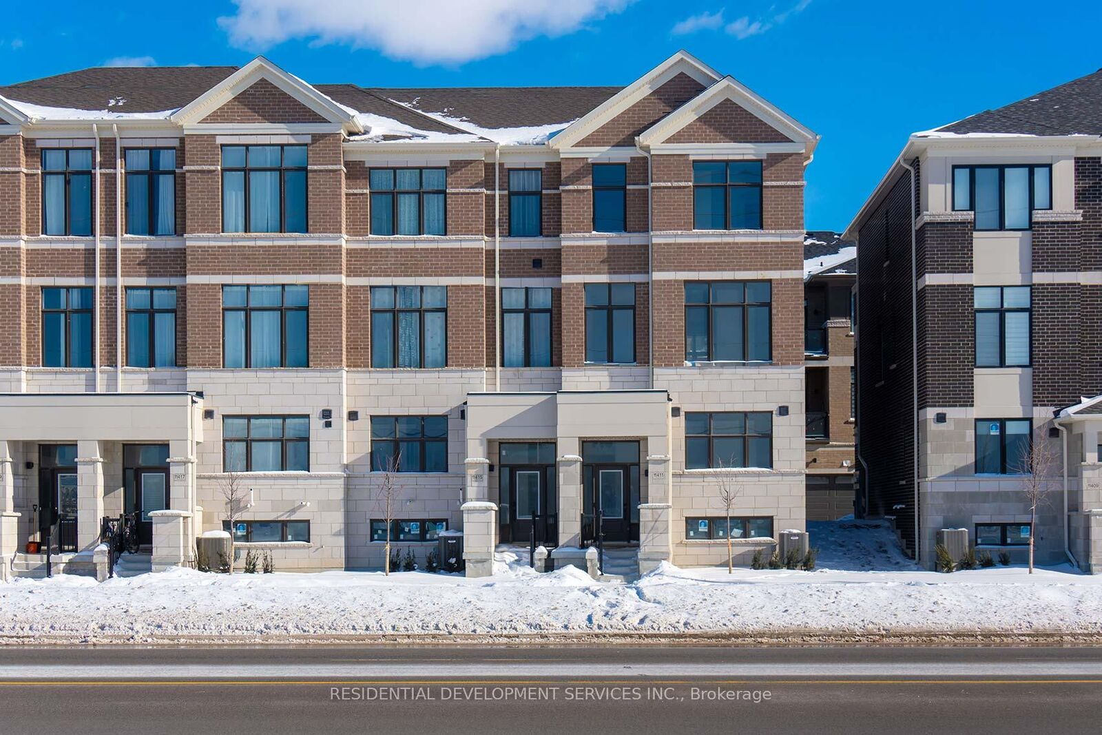 Property Photo:  11411 Leslie Street  ON L4S 0P3 