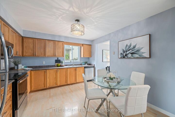 Property Photo: 567 Fieldgate Circle ON N5V 5G1