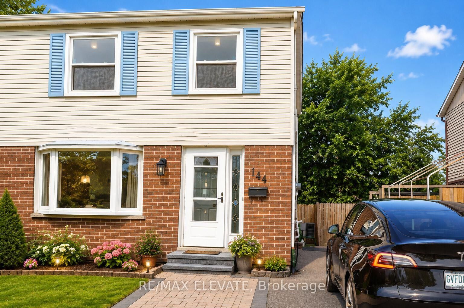Photo de la propriété:  144 Crow Trail W  ON M1B 1Y3 