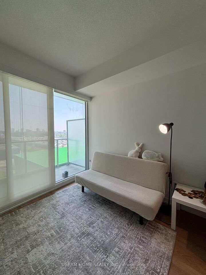 Property Photo:  115 McMahon Drive 608  ON M2K 0E3 