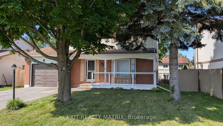 Property Photo: 30 Bartley Crescent ON K2J 2J7