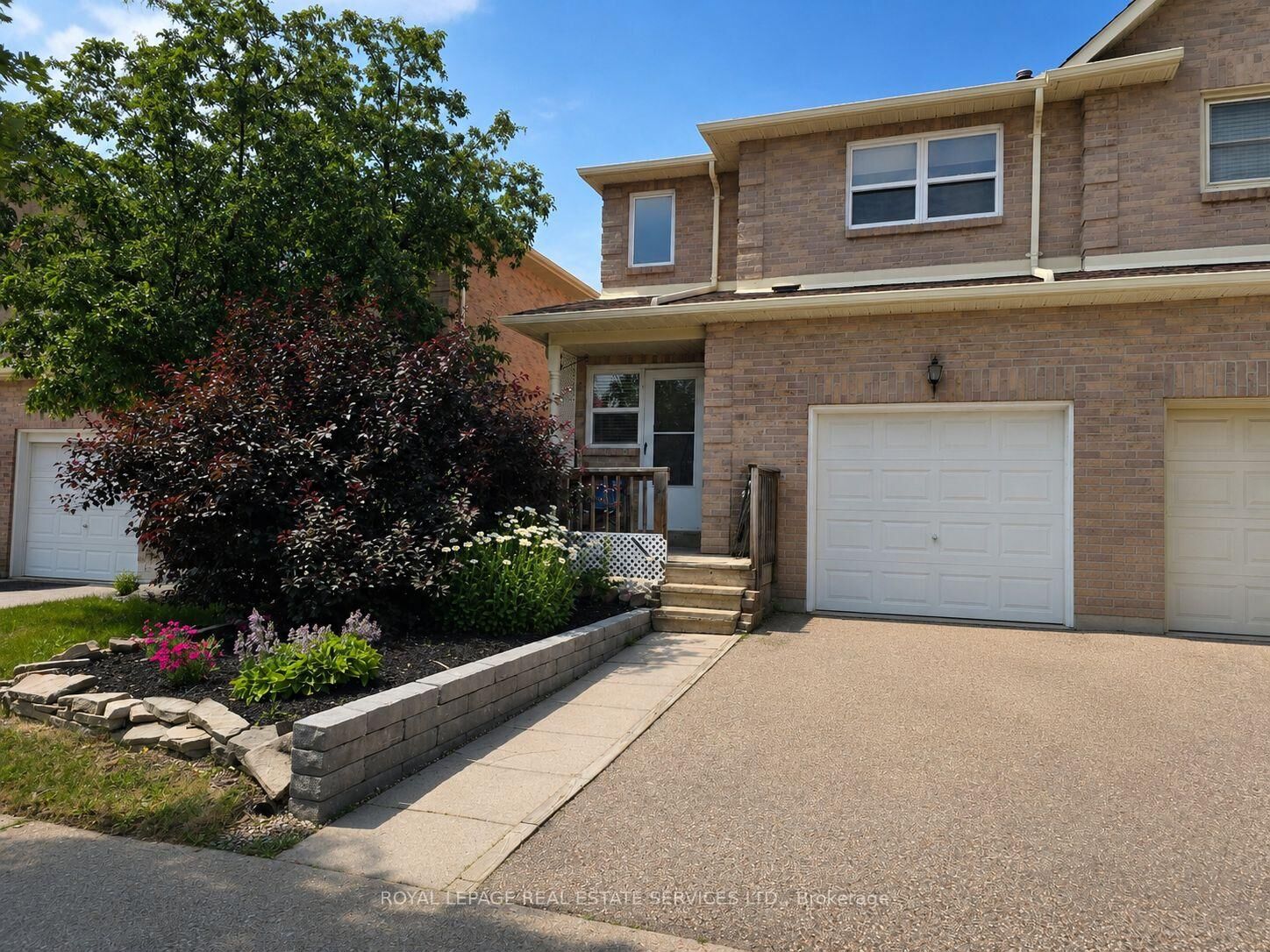Property Photo: 86 Green Bush Crescent ON L4J 5M4