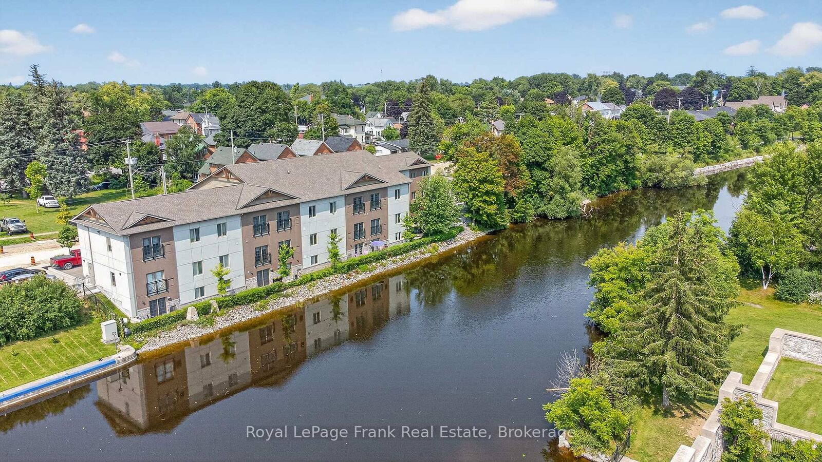 Property Photo: 25 King Street 103 ON K9V 1C7