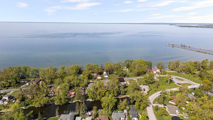 Property Photo: 95 Lake Avenue ON L0K 1B0