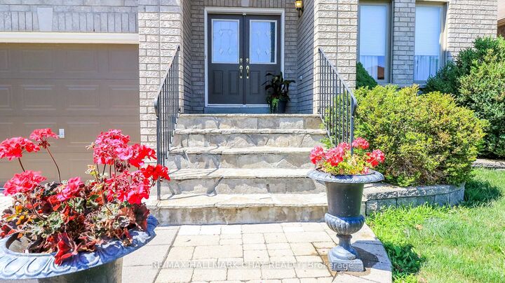 Property Photo: 14 Imperial Crown Lane ON L4N 0T4