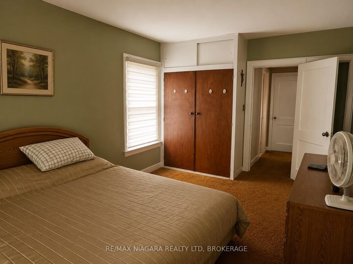 Property Photo: 66 Radford Avenue ON L2A 5H8