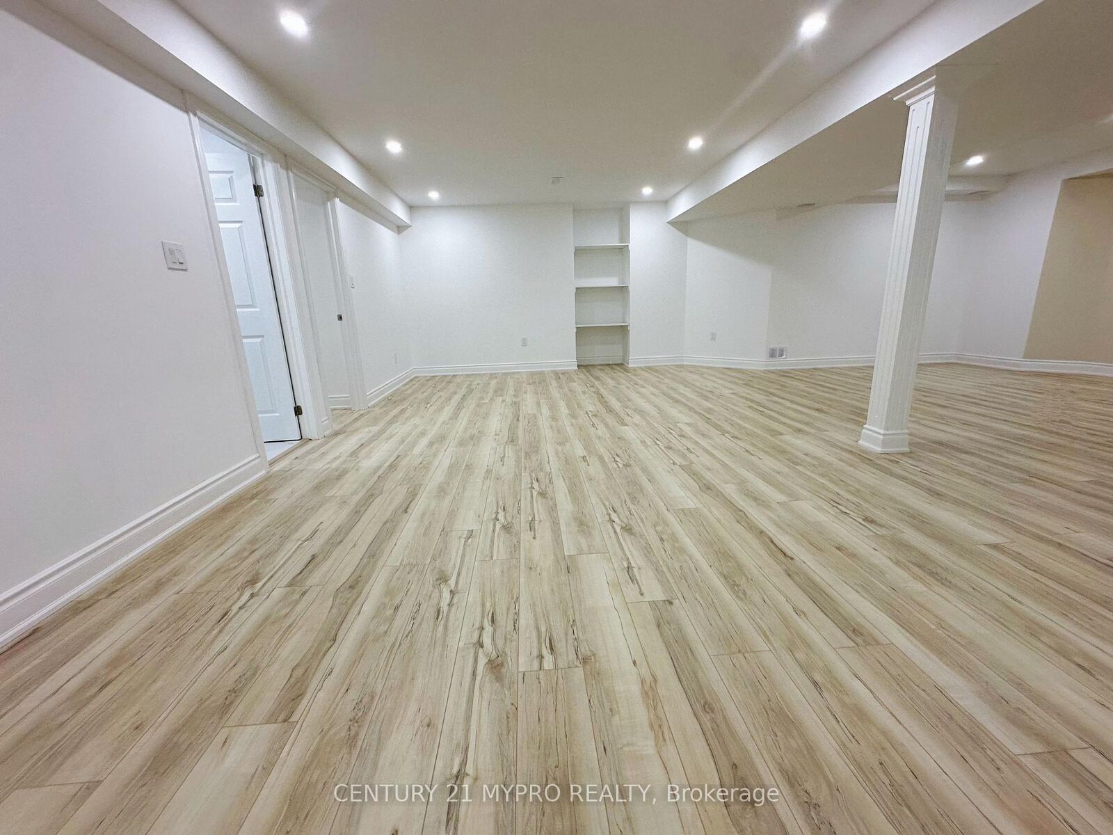 Property Photo:  938 Red Deer Avenue Basement  ON L1K 0C4 