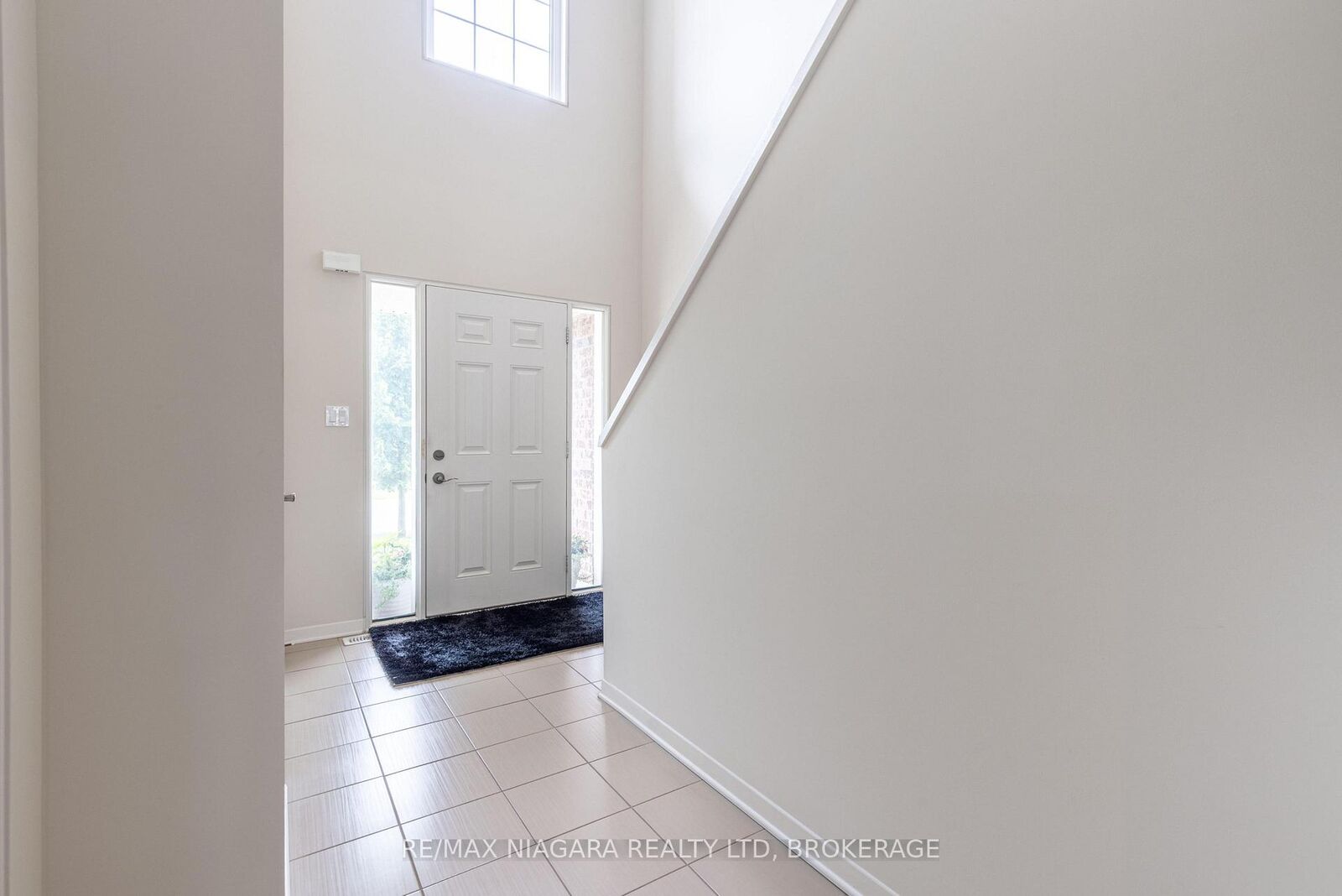 Property Photo:  8625 Upper Canada Drive  ON L2H 0B7 