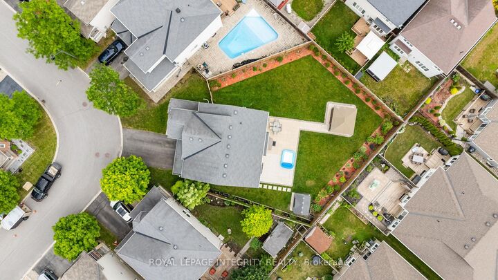 Property Photo:  2514 Stone Cove Crescent  ON K2J 0T3 