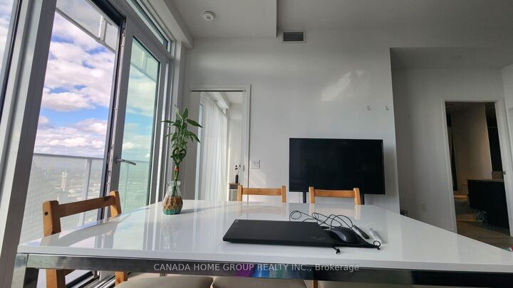 Property Photo: 3883 Quartz Road 3102 ON L5B 4M6