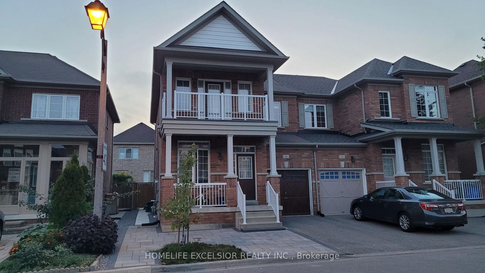 Property Photo:  30 Prebble Drive  ON L6E 0M9 