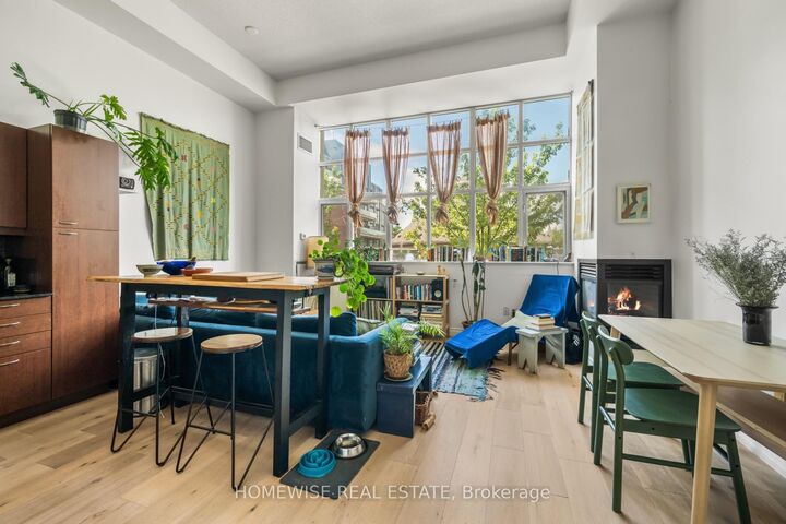 Property Photo: 437 Roncesvalles Avenue 410 ON M6R 3B9