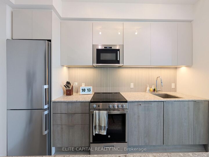 Property Photo: 31 Tippett Road 1010 ON M3H 0C8