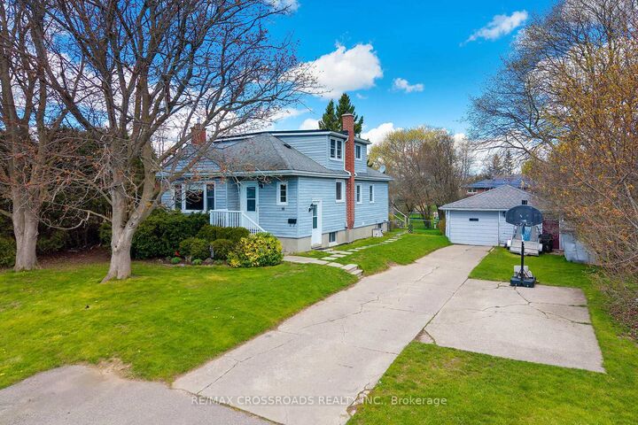 16 Hamilton Avenue — photo 1