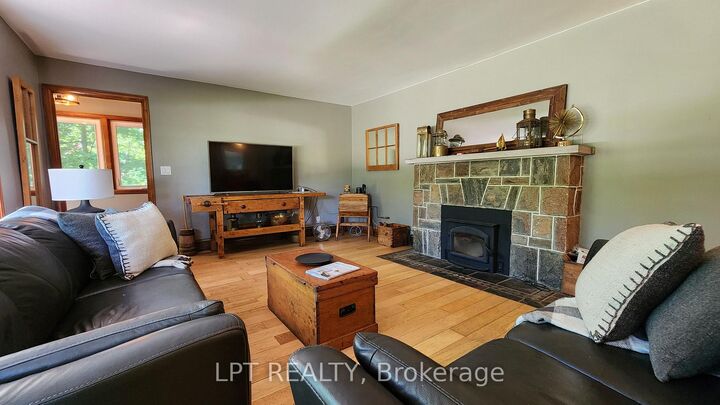Property Photo:  1644 Ridge Road E  ON L0L 1T0 