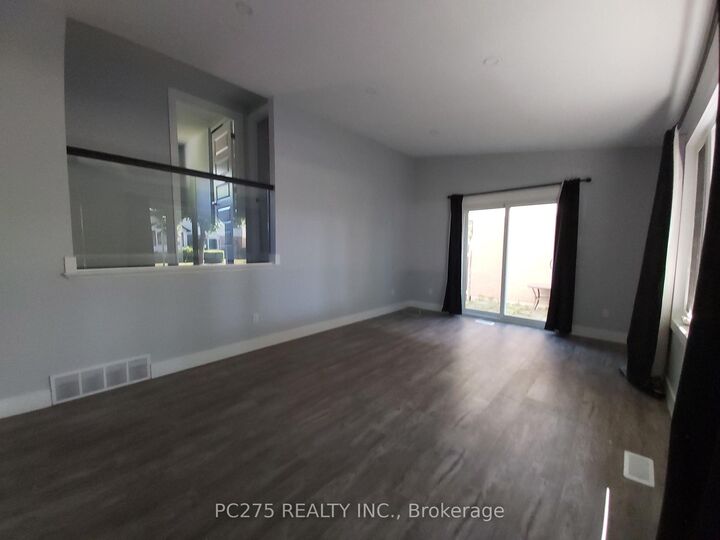 Property Photo: 49 Caprice Crescent ON N5V 3M1