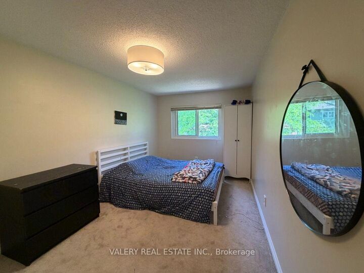 Property Photo:  4662 Kingston Road  ON M1E 4Y7 