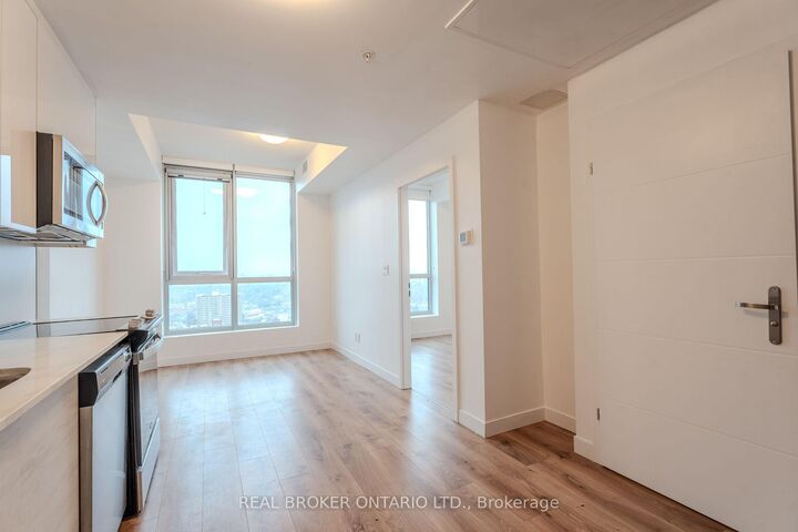 Property Photo: 60 Frederick Street 2208 ON N2H 0C7