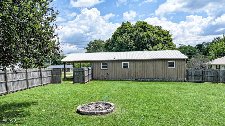 Property Photo: 7420 Asheville Highway TN 37743