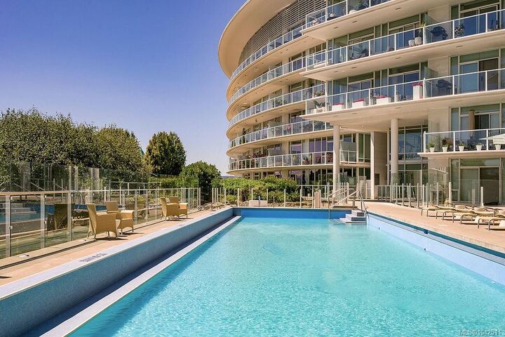 Property Photo:  68 Songhees Rd #518  BC V9A 0A3 