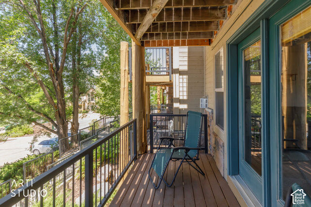 Property Photo: 5060 Lakeview Dr #1107 UT 84310