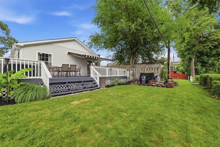 Property Photo:  30 Denny Est  PA 15238 
