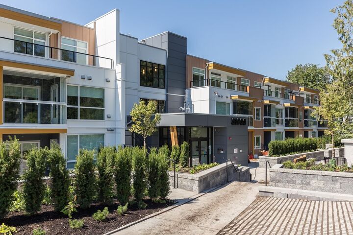 Property Photo: 31900 Raven Avenue 216 BC V2V 1B8