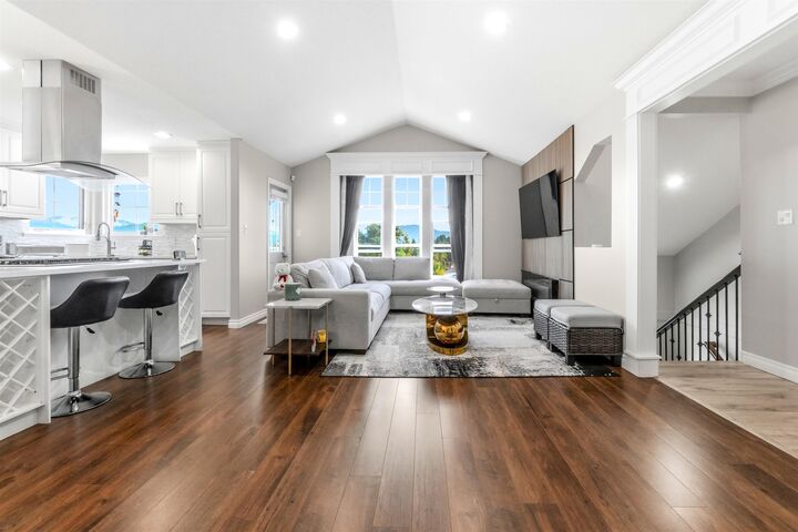 Property Photo: 36021 Spyglass Court BC V3G 2W7