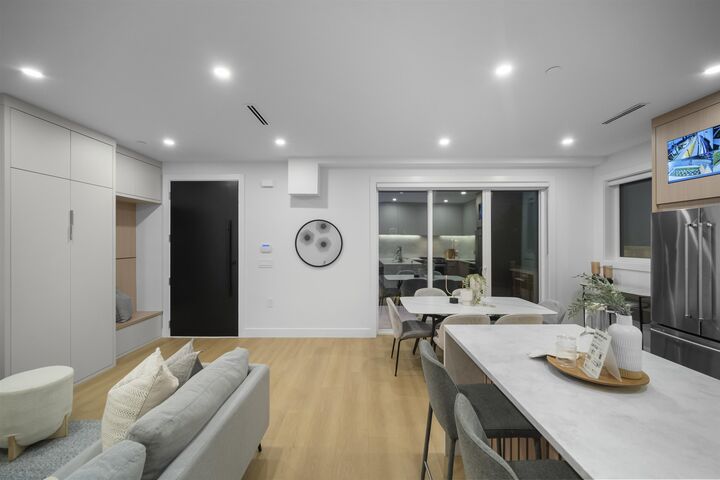 Property Photo: 3623 Triumph Street 1 BC V5K 1V4