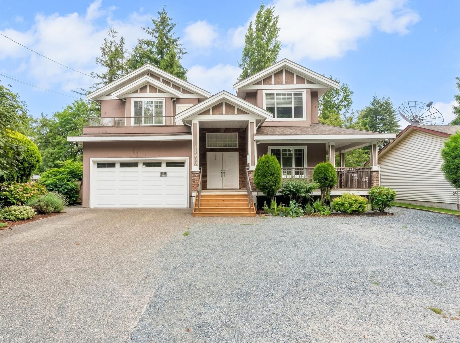 Property Photo: 14065 100 Avenue BC V3T 1J7